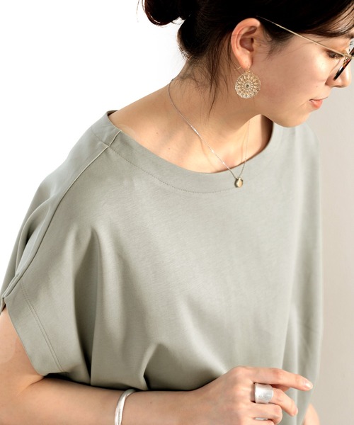 classicalelf(クラシカルエルフ)の「綿100%、夏もさらり滑らか。シンプルフレンチタックプルオーバー(Tシャツ/カットソー・レディース・ホワイト/ブラック/ベージュ/ブルー/ブラウン/グリーン/モカ・MEDIUM/LARGE/X-LARGE/SMALL)」の11枚目の写真