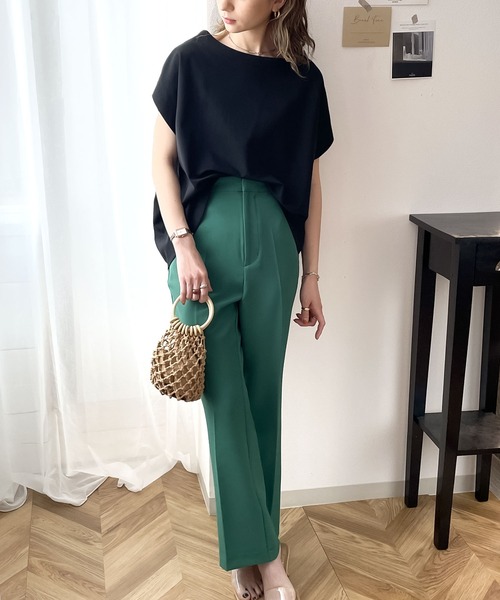 classicalelf(クラシカルエルフ)の「綿100%、夏もさらり滑らか。シンプルフレンチタックプルオーバー(Tシャツ/カットソー・レディース・ホワイト/ブラック/ベージュ/ブルー/ブラウン/グリーン/モカ・MEDIUM/LARGE/X-LARGE/SMALL)」の13枚目の写真