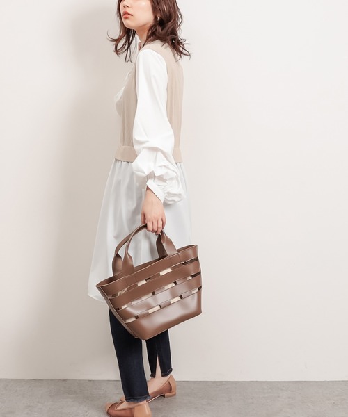 natural couture(ナチュラルクチュール)の「異素材ドッキングプルオーバー(Tシャツ/カットソー・レディース・ブラック/ベージュ/モカ・FREE)」の17枚目の写真