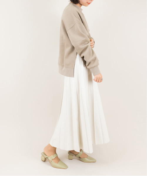 RANDA(ランダ)の「ソフト ねじりストラップスクエアカットミュール(パンプス・レディース・イエロー/グリーン/クリーム・M/L/LL/S)」の18枚目の写真