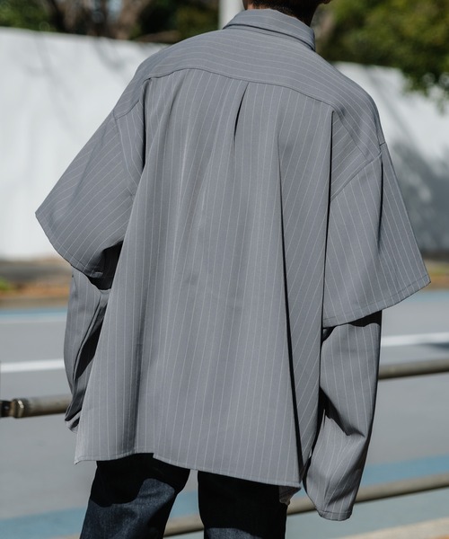 Adoon plain（アドーンプレーン）の「【Adoon plain】スリーブレイヤードシャツ（シャツ/ブラウス・メンズ・ホワイト/ブラック/グレイッシュブルー・MEDIUM/LARGE）」の11枚目の写真