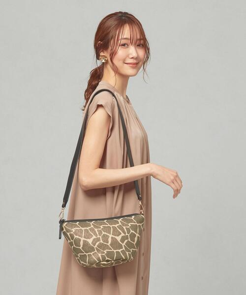 THE STATION STORE（ザ ステーション ストア）の「＜closet story＞ シート ポーチIN ショルダー トートバッグ（トートバッグ・レディース・ダークグレー/ベージュ・FREE）」の13枚目の写真