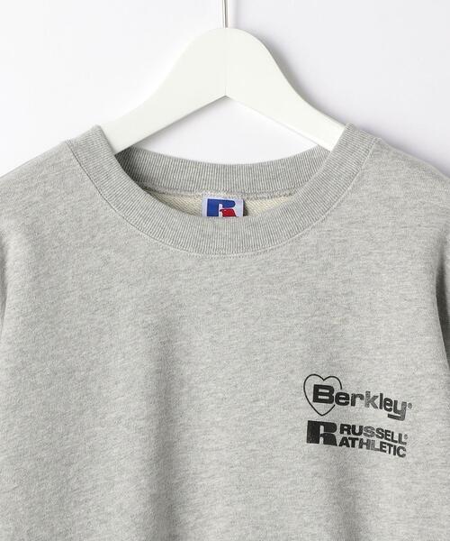 Russell Athletic（ラッセルアスレティック）の「別注 [ ラッセルアスレチック × バークレー ] RUSSELL ATHLETIC × Berkley ロゴ スウェット クルーネック（スウェット・メンズ・グレー/ナチュラル・MEDIUM/LARGE）」の16枚目の写真