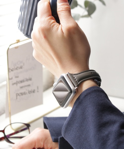 SiNCERE（シンシア）の「Apple Watch Band/アップルウォッチ バンド テーパーレザータイプ 〈38-40mm/42-44ｍｍ用〉（デジタル腕時計・レディース・ホワイト/グレー/ベージュ/バーガンディー/ブラック/ラベンダー/ブラウン/グレイッシュベージュ/ブルー/ライトピンク/ライトブルー・38/42）」の4枚目の写真