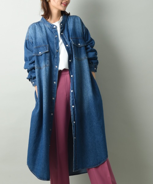 INTERPLANET（インタープラネット）の「バンドカラーデニムシャツワンピース（シャツワンピース・レディース・ブラック/ブルー・FREE）」の2枚目の写真