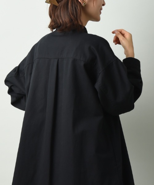 INTERPLANET（インタープラネット）の「バンドカラーデニムシャツワンピース（シャツワンピース・レディース・ブラック/ブルー・FREE）」の4枚目の写真