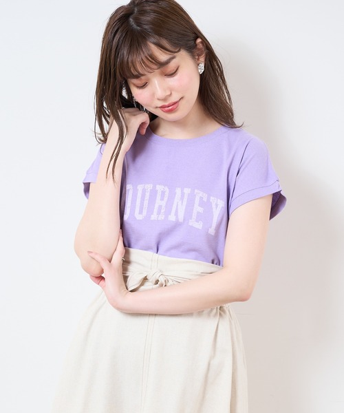 natural couture(ナチュラルクチュール)の「【サスティナブル素材】カレッジエコノースリーブ(Tシャツ/カットソー・レディース・オフホワイト/アイボリー/ラベンダー/スミクロ・FREE)」の4枚目の写真