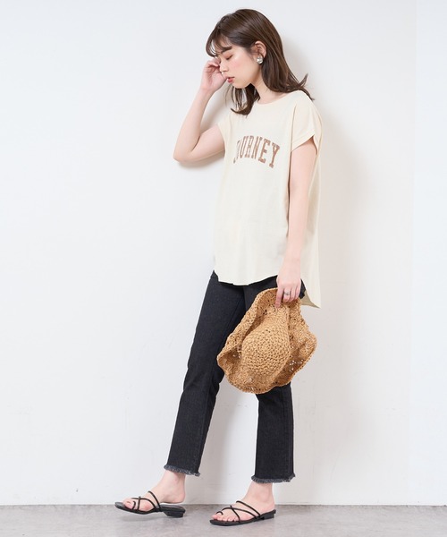 natural couture(ナチュラルクチュール)の「【サスティナブル素材】カレッジエコノースリーブ(Tシャツ/カットソー・レディース・オフホワイト/アイボリー/ラベンダー/スミクロ・FREE)」の10枚目の写真