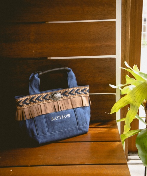 BAYFLOW(ベイフロー)の「フリンジロゴトートS(トートバッグ・レディース・インディゴブルー/ナチュラル・FREE)」の1枚目の写真