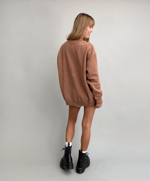RVCA(ルーカ)の「RVCA/ルーカ ビッグシルエット フロントロゴトレーナー BB044-009(スウェット・レディース・ブラック/ブラウン/ピンク・S/XS)」の9枚目の写真