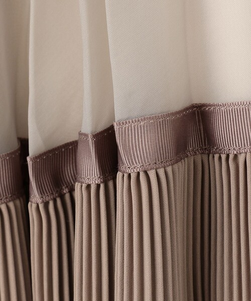 Feroux（フェルゥ）の「【洗える】Nobleプリーツ スカート（スカート・レディース・ベージュ系/ライラック系・2/1）」の4枚目の写真