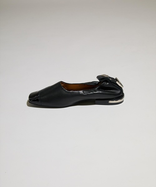 TOGA PULLA（トーガ　プルラ）の「【TOGA PULLA(トーガプルラ)】Lace up pumps（パンプス・レディース・ブラック・X-LARGE/LARGE/MEDIUM）」の6枚目の写真
