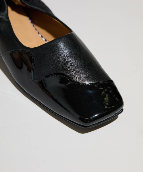 TOGA PULLA（トーガ　プルラ）の「【TOGA PULLA(トーガプルラ)】Lace up pumps（パンプス・レディース・ブラック・X-LARGE/LARGE/MEDIUM）」の7枚目の写真