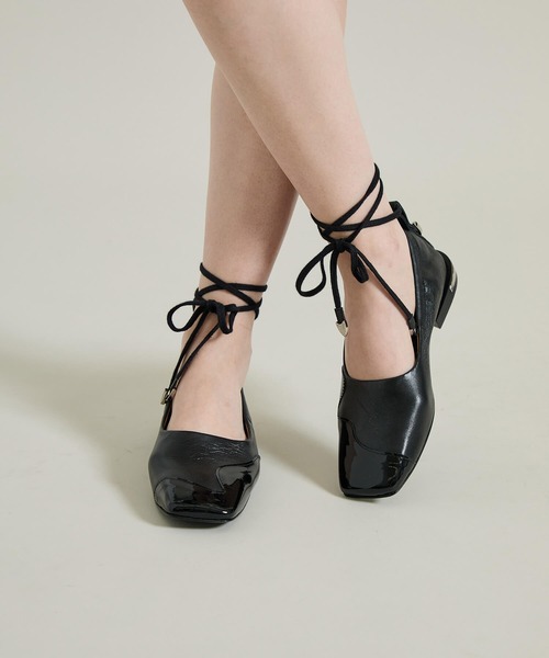 TOGA PULLA（トーガ　プルラ）の「【TOGA PULLA(トーガプルラ)】Lace up pumps（パンプス・レディース・ブラック・X-LARGE/LARGE/MEDIUM）」の15枚目の写真