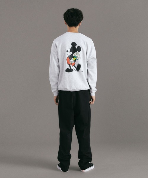 DELUXE(デラックス)の「DELUXE x Disney Crew neck sweat(スウェット・メンズ・グレー/ブラック・XL/M/S/L)」の22枚目の写真