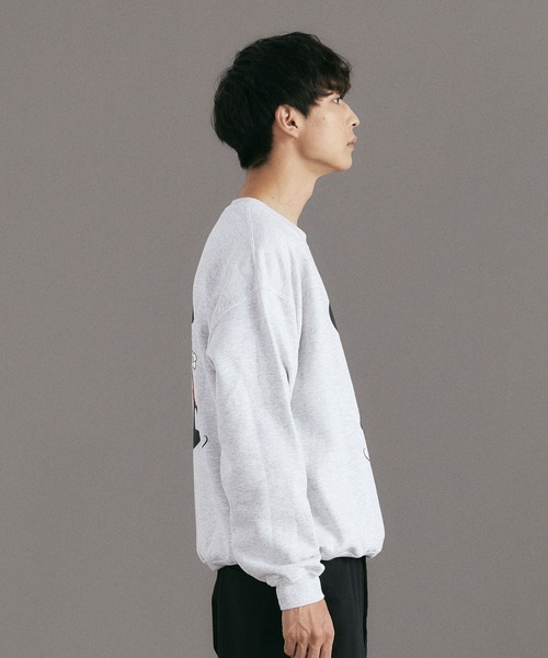 DELUXE(デラックス)の「DELUXE x Disney Crew neck sweat(スウェット・メンズ・グレー/ブラック・XL/M/S/L)」の15枚目の写真