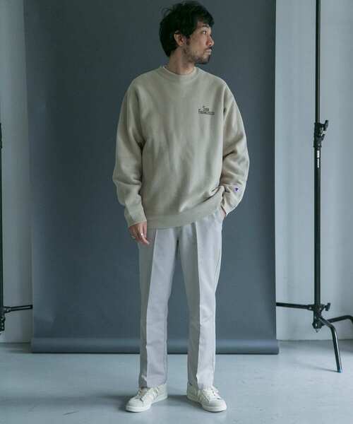 Champion（チャンピオン）の「『別注』Champion×DOORS　RWクルー（スウェット・メンズ・グレー/ネイビー/ベージュ・LARGE/MEDIUM）」の20枚目の写真