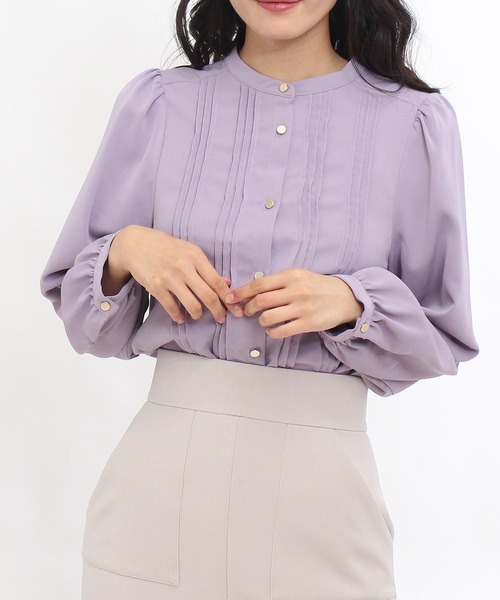 TRUDEA(トルディア)の「ピンタックノーカラーブラウス(シャツ/ブラウス・レディース・ホワイト/ベージュ/ブラック/ラベンダー・MEDIUM/LARGE)」の10枚目の写真