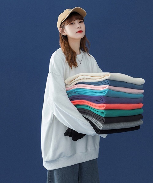 Ressaca（レサーカ）の「オーバーサイズ プルオーバー ビッグスウェットトレーナー（スウェット・レディース・ホワイト/ブラック/パープル/グレー/レッド/サックスブルー/ピンク/ブルー/グリーン/ライトベージュ/チャコール・M/L/XL）」の2枚目の写真