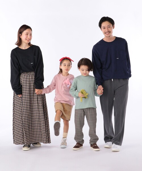 SHIPS（シップス）の「【WEB限定】SHIPS KIDS:100～160cm / ＜家族おそろい＞SHIPS マイクロロゴ ロングスリーブ TEE（Tシャツ/カットソー・キッズ・ホワイト/ブラック/ライトグリーン/ネイビー/キャメル/ピンク/ラベンダー/ホワイト系・100/110/120/130/S/145/M/160）」の8枚目の写真