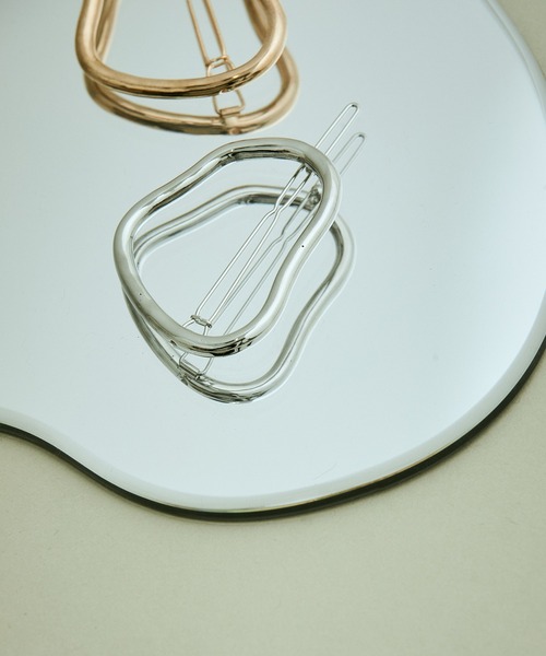 VIS（ビス）の「ニュアンスメタルラインヘアピン（ヘアピン・レディース・ゴールド/シルバー・FREE）」の2枚目の写真