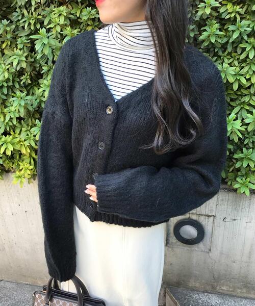 INGNI(イング)の「モヘアタッチ畦ショートニットカーディガン(カーディガン/ボレロ・レディース・ブルー/アイボリー/イエロー系3/グリーン/オレンジ/ブラック/レッド/ピンク・M)」の3枚目の写真