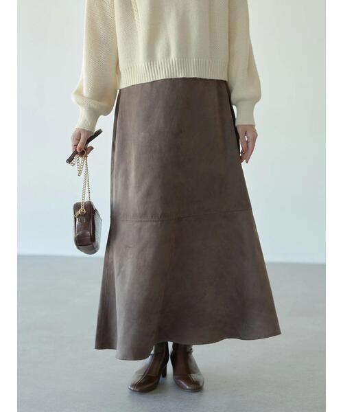 earth music&ecology（アースミュージックアンドエコロジー）の「フェイクスエード切替えスカート＊（スカート・レディース・ブラウン/グレイッシュベージュ・S/M）」の4枚目の写真