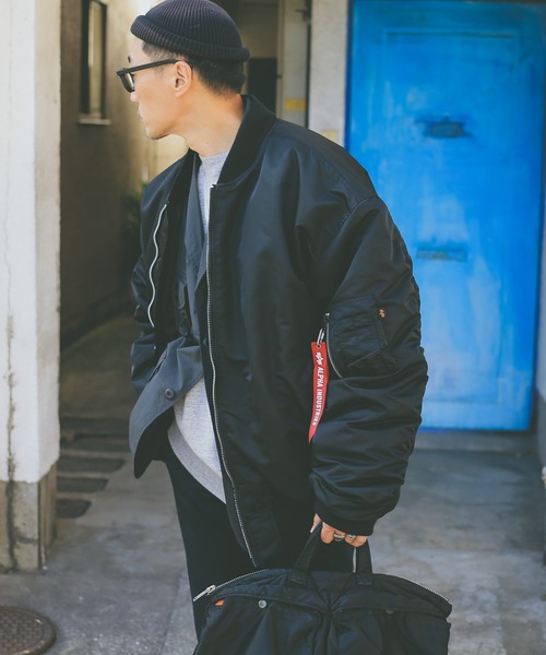 Alpha Industries(アルファインダストリーズ)の「ALPHA アルファ TA0426 MA-1 NATUS NEO フライトジャケット(MA-1・メンズ・ブラック/マルーン/ライトグレー・M/L/XL/S)」の8枚目の写真