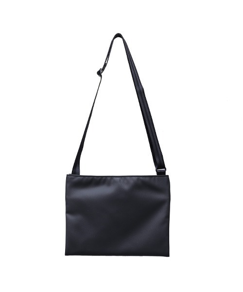 JAM HOME MADE(ジャムホームメイド)の「日本製 エシカル レザー サコッシュ ショルダーバッグ ブランド オリジナル メンズ(ショルダーバッグ・メンズ・ブラック・ONE SIZE)」の5枚目の写真