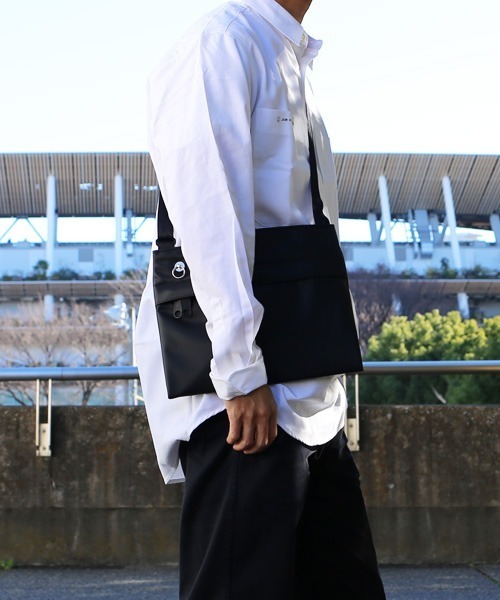 JAM HOME MADE(ジャムホームメイド)の「日本製 エシカル レザー サコッシュ ショルダーバッグ ブランド オリジナル メンズ(ショルダーバッグ・メンズ・ブラック・ONE SIZE)」の12枚目の写真