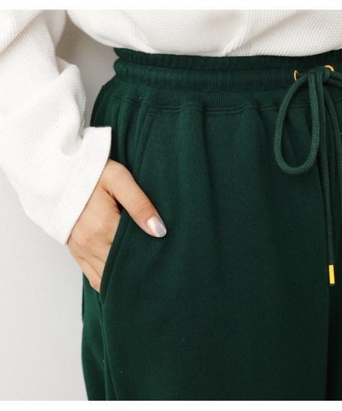 RODEO CROWNS WIDE BOWL(ロデオクラウンズワイドボウル)の「SHARE EASY スウェットパンツ(スウェットパンツ・レディース・ネイビー/ダークグリーン/ホワイト/グレー×ホワイト・LARGE/MEDIUM)」の5枚目の写真