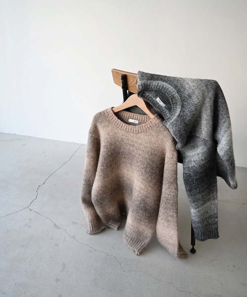 CANAL JEAN（キャナルジーン）の「El mar(エルマール) グラデーションボーダーニット（ニット/セーター・レディース・ベージュ/ブラック・ONE SIZE）」の3枚目の写真