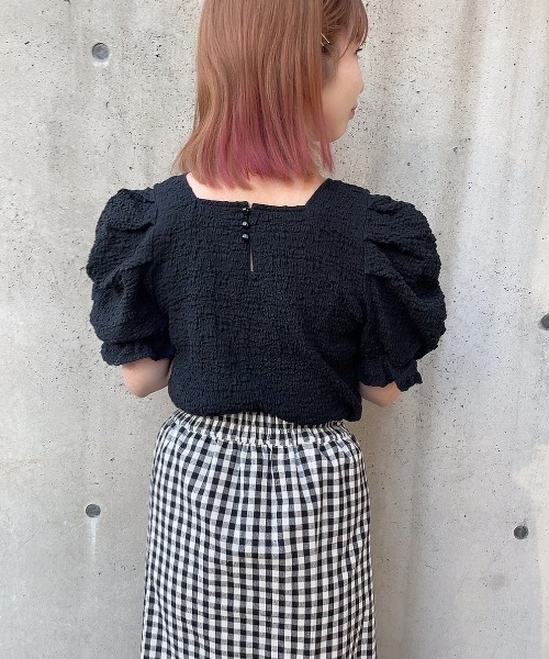 SLURR（スラ―）の「しゅわしゅわパフスリーブトップス（シャツ