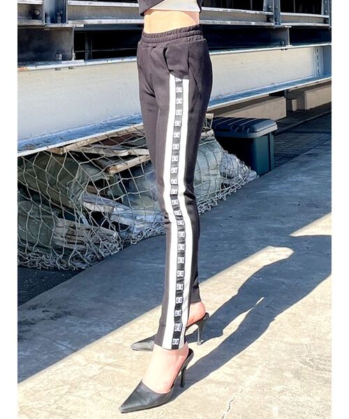 GYDA（ジェイダ）の「GYDA×DC STAR LOGO サイドラインパンツ（その他パンツ・レディース・ブラック/ベージュ/グレー・FREE）」の15枚目の写真