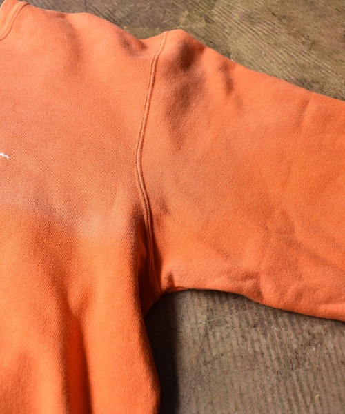 【ヴィンテージ古着】Champion / チャンピオン 前V ロゴ刺繍 クルーネックスウェット