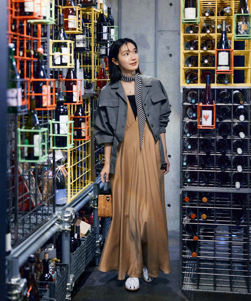 URBAN RESEARCH ROSSO（アーバンリサーチロッソ）の「バイヤスドレス（ワンピース・レディース・ブラック/ゴールド系その他・FREE）」の7枚目の写真