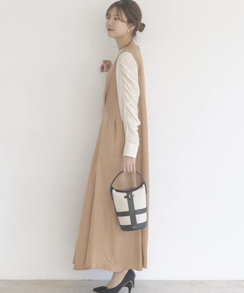 URBAN RESEARCH ROSSO（アーバンリサーチロッソ）の「バイヤスドレス（ワンピース・レディース・ブラック/ゴールド系その他・FREE）」の13枚目の写真