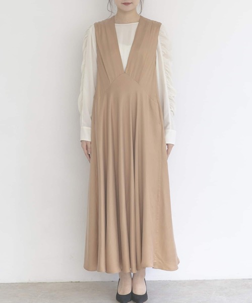 URBAN RESEARCH ROSSO（アーバンリサーチロッソ）の「バイヤスドレス（ワンピース・レディース・ブラック/ゴールド系その他・FREE）」の16枚目の写真