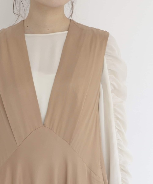 URBAN RESEARCH ROSSO（アーバンリサーチロッソ）の「バイヤスドレス（ワンピース・レディース・ブラック/ゴールド系その他・FREE）」の19枚目の写真