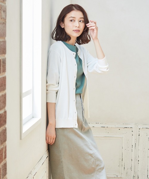 Honeys（ハニーズ）の「８分袖変わり釦カーデ（カーディガン/ボレロ・レディース・ブラック/ネイビー/ベージュ/ホワイト/グリーン/レッド/ライトグレー・LL/L/M/S）」の8枚目の写真