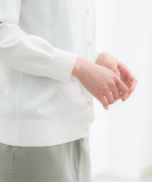 Honeys（ハニーズ）の「８分袖変わり釦カーデ（カーディガン/ボレロ・レディース・ブラック/ネイビー/ベージュ/ホワイト/グリーン/レッド/ライトグレー・LL/L/M/S）」の12枚目の写真