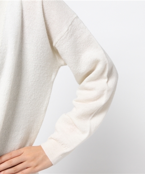 MOUSSY（マウジー）の「OVER-WASHED WOOL LONG KNIT CDK（カーディガン/ボレロ・レディース・ライトグリーン/オフホワイト/ネイビー/トップグレー・FREE）」の12枚目の写真