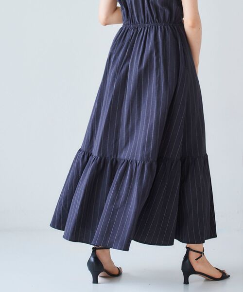 le.coeur blanc(ルクールブラン)の「ピンストライプティアードワンピース(ワンピース・レディース・ベージュ/ネイビー・38)」の11枚目の写真