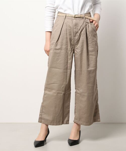 SOMETHING(サムシング)の「【SOMETHING】ベルト付きタックワイドパンツ(その他パンツ・レディース・ベージュ・XS/M/S)」の15枚目の写真