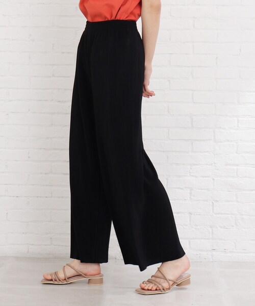 Cutie Blonde(キューティーブロンド)の「◆【S-L】カラープリーツパンツ(その他パンツ・レディース・アイボリー/ダークグリーン/ブラック/黄緑系・02/01/03)」の9枚目の写真