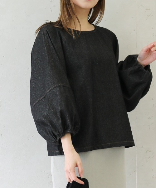Per sist ence(パーシエンス)の「ライトオンスデニム ランタンスリーブブラウス(シャツ/ブラウス・レディース・ブルー/ブラック・FREE)」の4枚目の写真