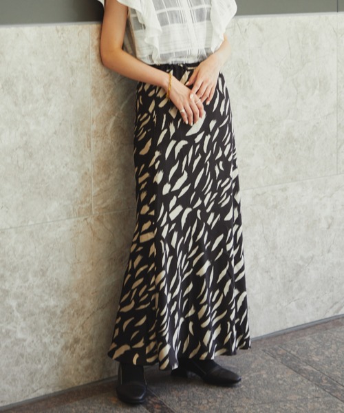 セール Chignon ペイント柄スカート スカート Rose Bud ローズバッド のファッション通販 Zozotown