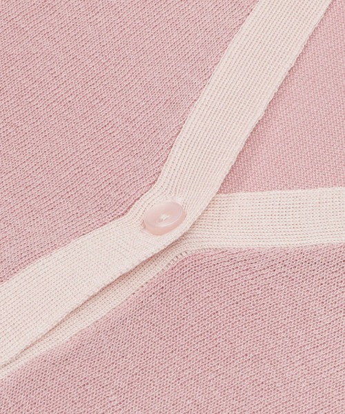 TOKYO SHIRTS(トウキョウシャツ)の「配色Vネック ベーシックニットカーディガン(カーディガン/ボレロ・レディース・サックスブルー/ネイビー/ライトグレー/ライトベージュ/イエロー/オリーブ/サーモンピンク・M/L)」の22枚目の写真