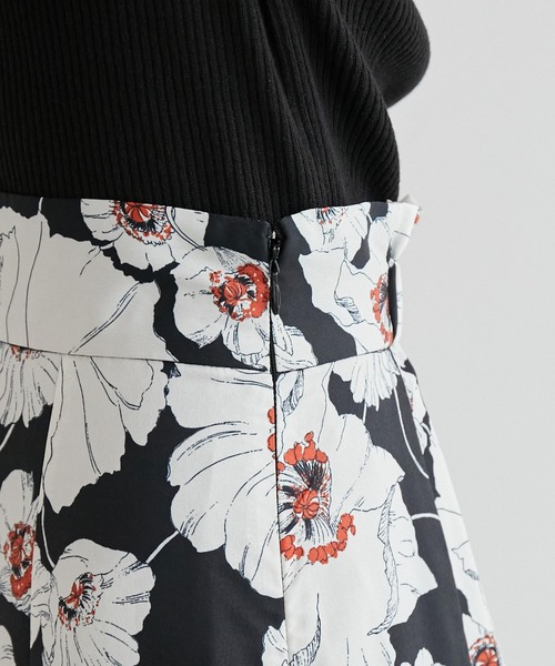 ROPE' PICNIC（ロペピクニック）の「花柄スカート（スカート・レディース・ブラック/ターコイズブルー/ダークラベンダー・36/38）」の15枚目の写真