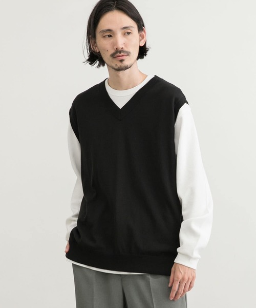 URBAN RESEARCH(アーバンリサーチ)の「ハイゲージVネックベスト(ベスト・メンズ・グリーン/ブラック/オフホワイト・MEDIUM/LARGE)」の10枚目の写真